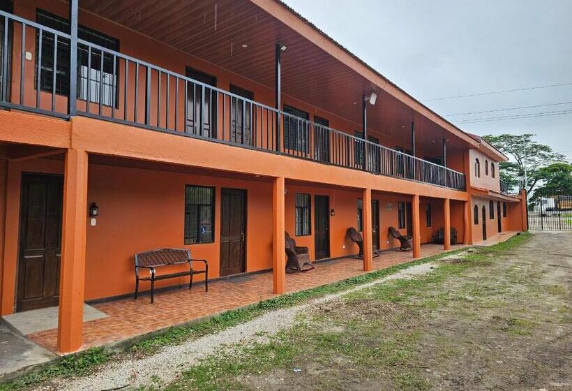 هتل Luna Liberiana