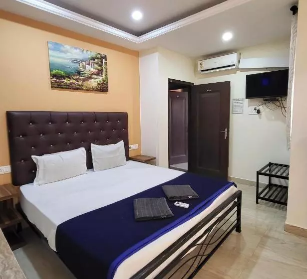 Hotel Pine House