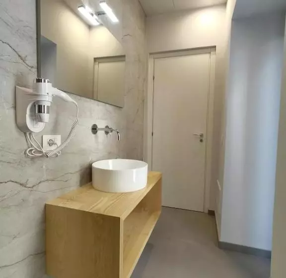 ペンション Affittacamere Chiazzannintra