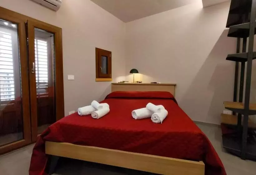 ペンション Affittacamere Chiazzannintra