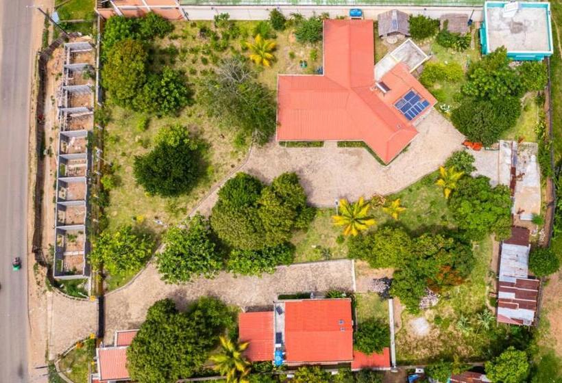 پانسیون Domaine Fahasoavana