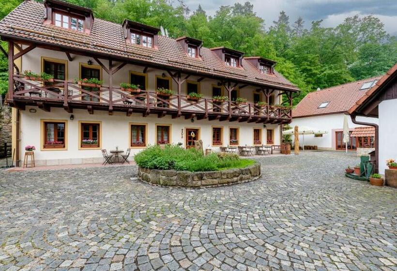 Panzió černodolský Mlýn