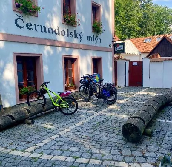 Majatalo černodolský Mlýn