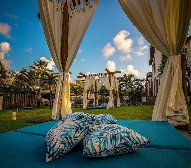 Tree Bies Beach Resort