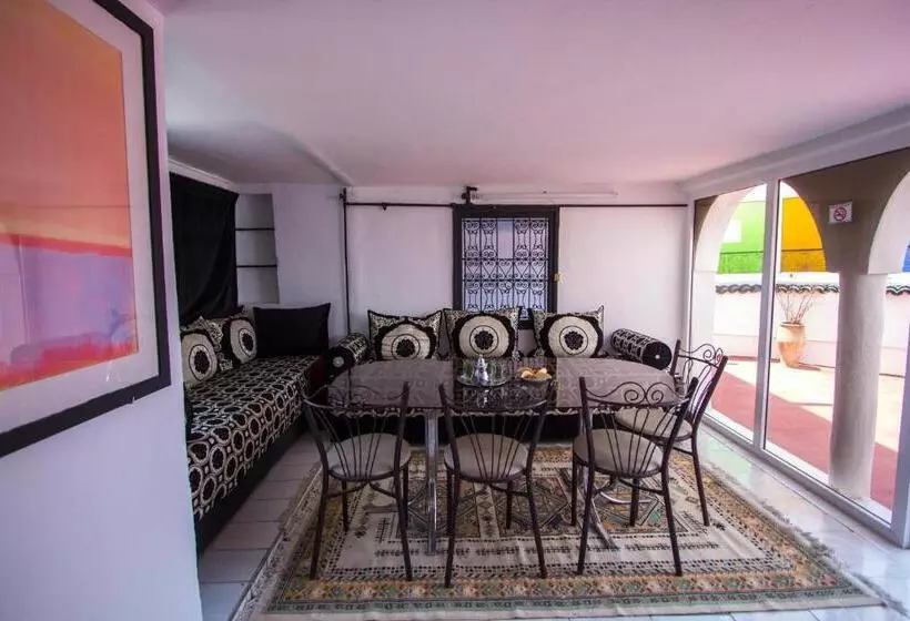 هاستل Hôtel Fontaine Campini