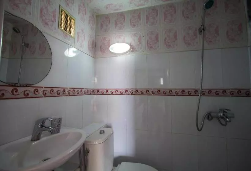 هاستل Hôtel Fontaine Campini