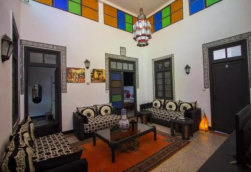 هاستل Hôtel Fontaine Campini