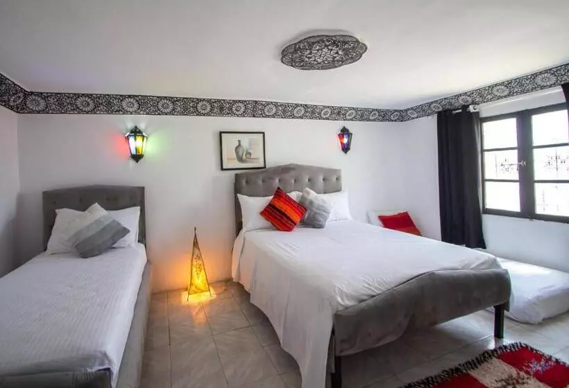 هاستل Hôtel Fontaine Campini