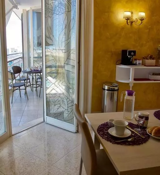 B & B Quadrifoglio
