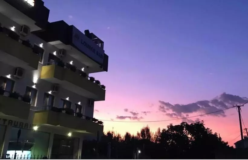 Hotelli Agrume Inn