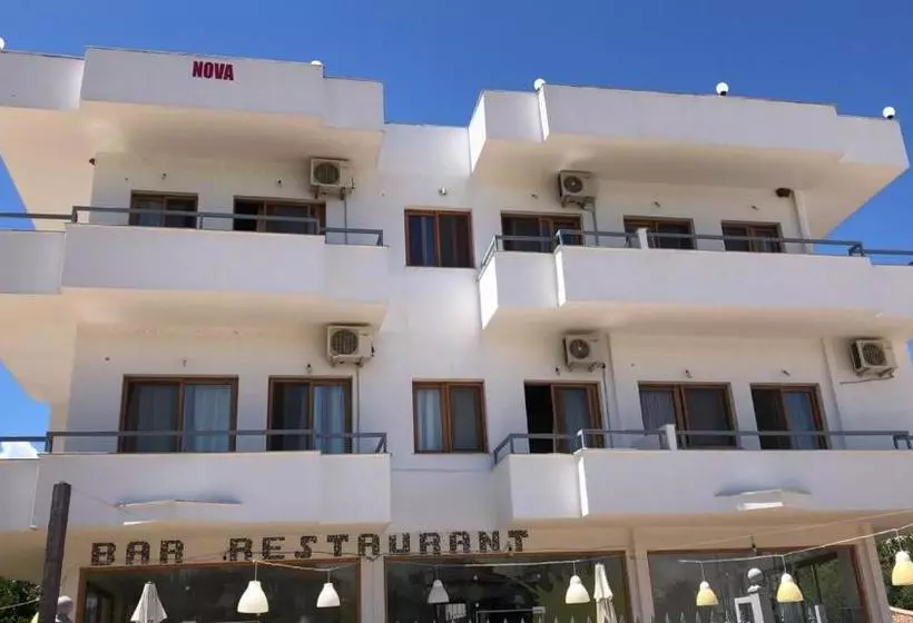 Hotelli Agrume Inn