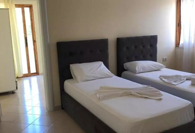 Hotelli Agrume Inn