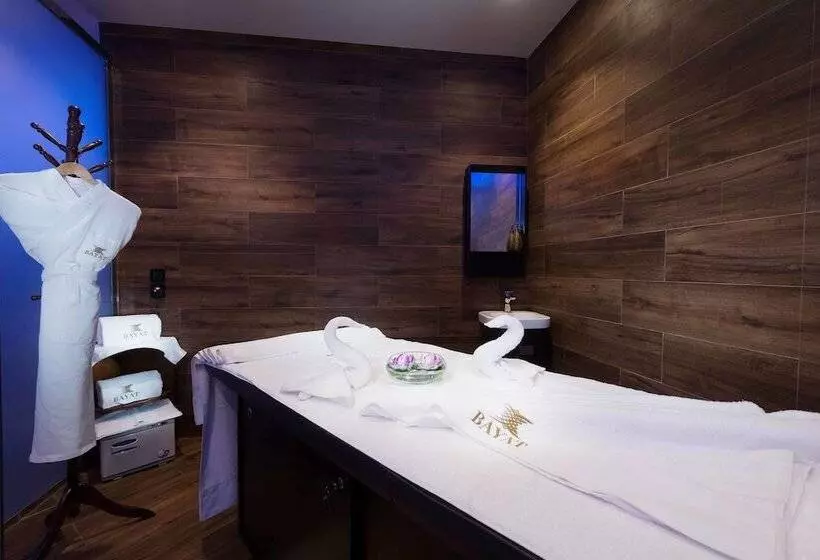 Bayat Hotel فندق بيات