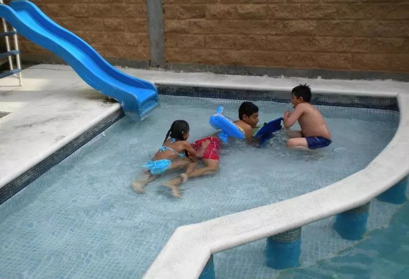 Hotel Ocampo