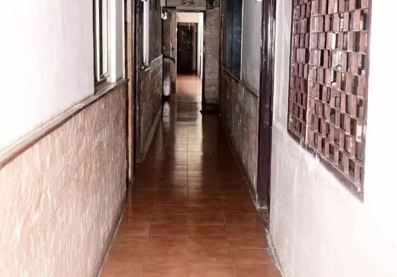 Hotel Parag