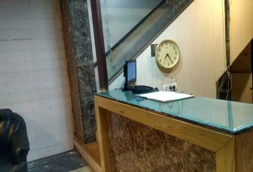 Hotel Parag