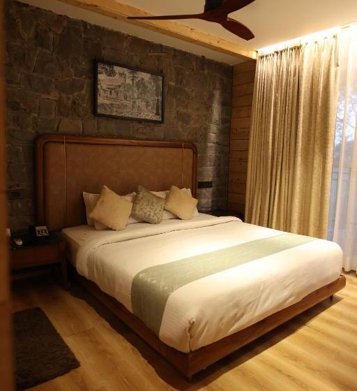 Kasauli Hills Resort