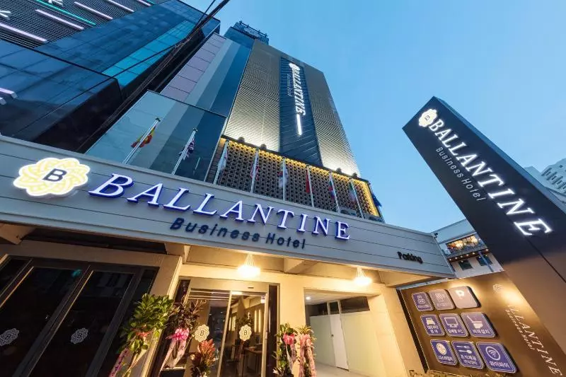 Motelli Ballantine Business