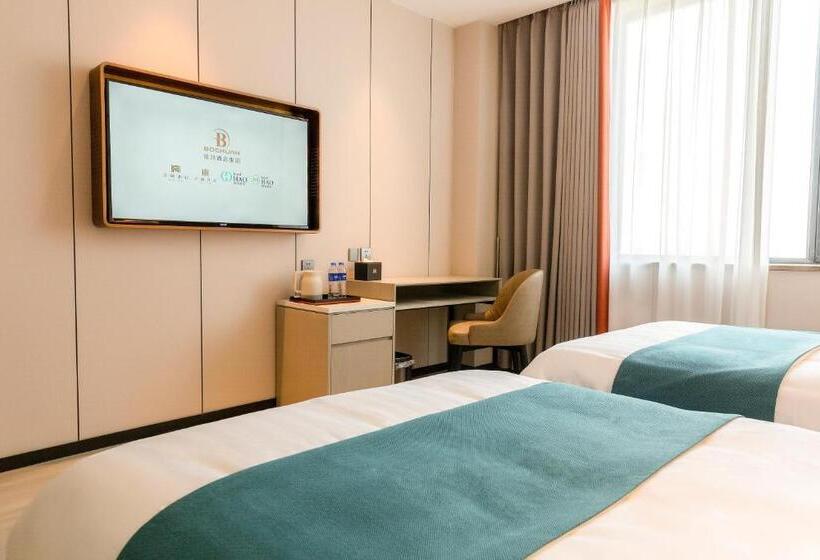 昊丽贵阳喷水池地铁站酒店