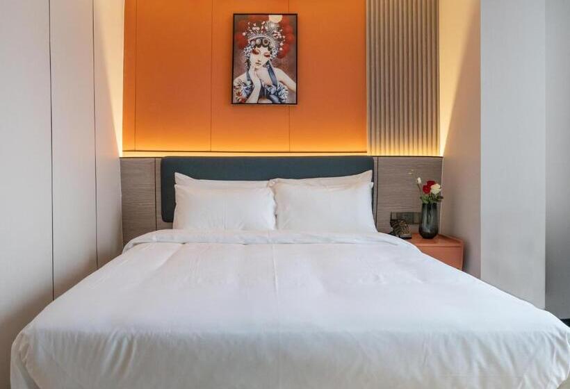 昊丽贵阳喷水池地铁站酒店