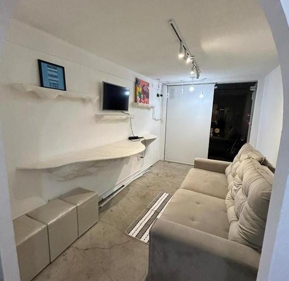 הוסטל Loft Reale