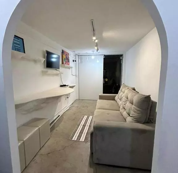ユースホステル Loft Reale