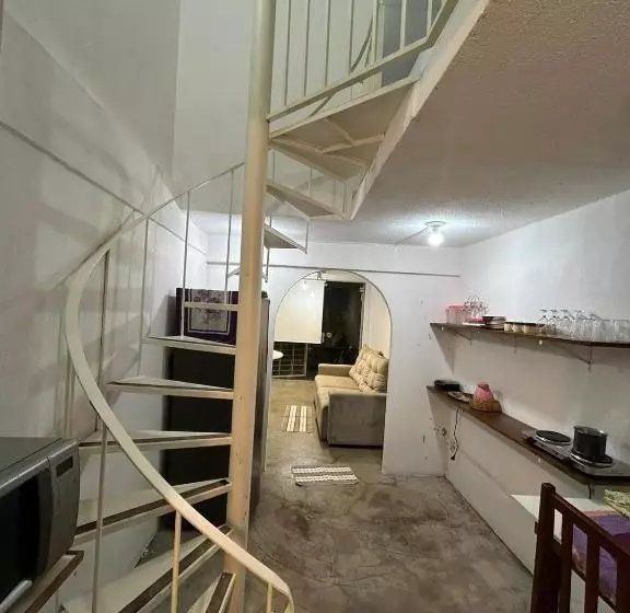 ユースホステル Loft Reale