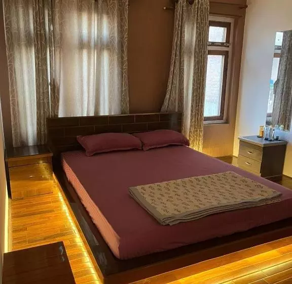 هاستل Peakman Residence