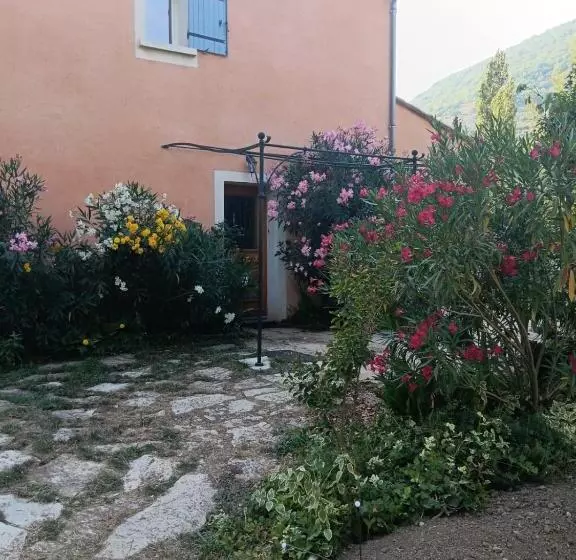 ベッドアンドブレックファースト Chambre D Hôtes, à La Nuitée