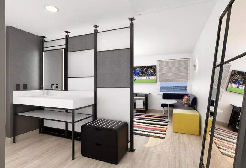 Hotelli Aloft Sacramento Airport Natomas