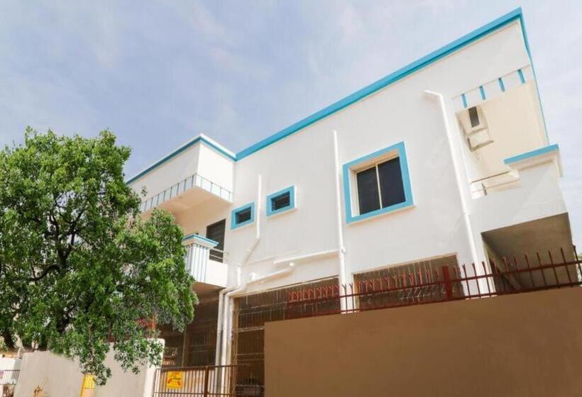 Hotel Goroomgo Vaiko Bhubaneswar