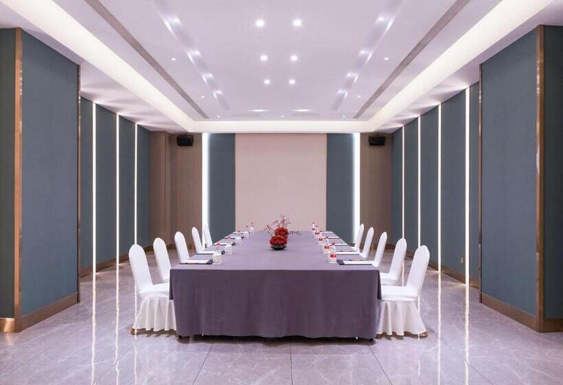 בית מלון כפרי Mercure Shijiazhuang People Square