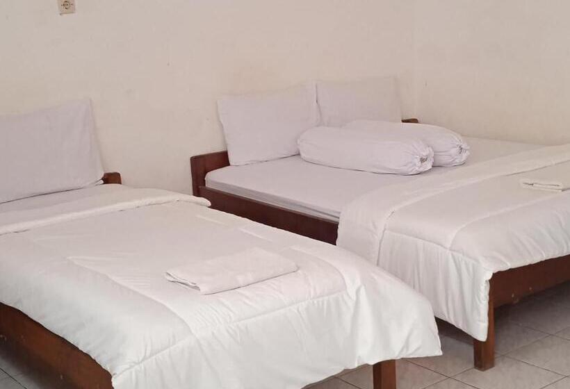 בית מלון כפרי Wisata