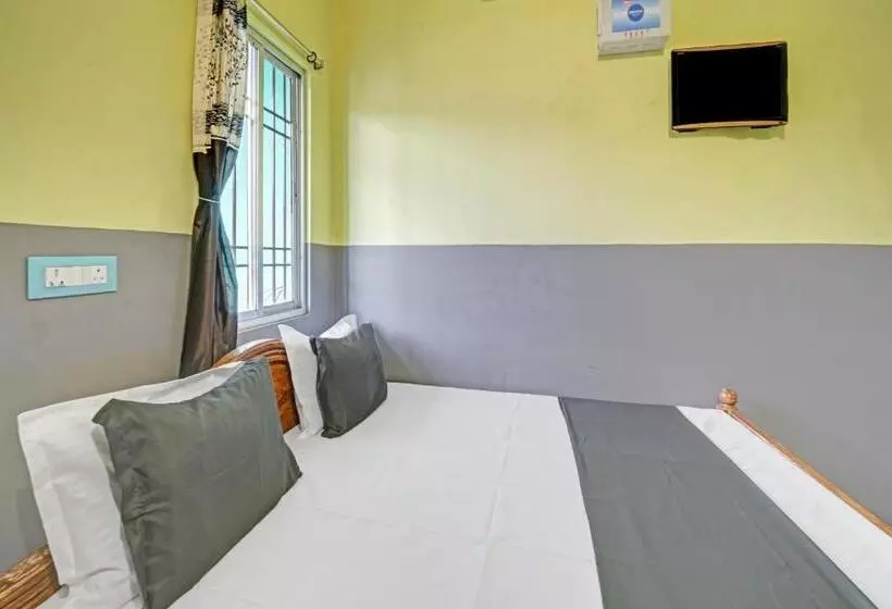 Hotelli O Raunak Food Plaza Family Restaurant & Rooms