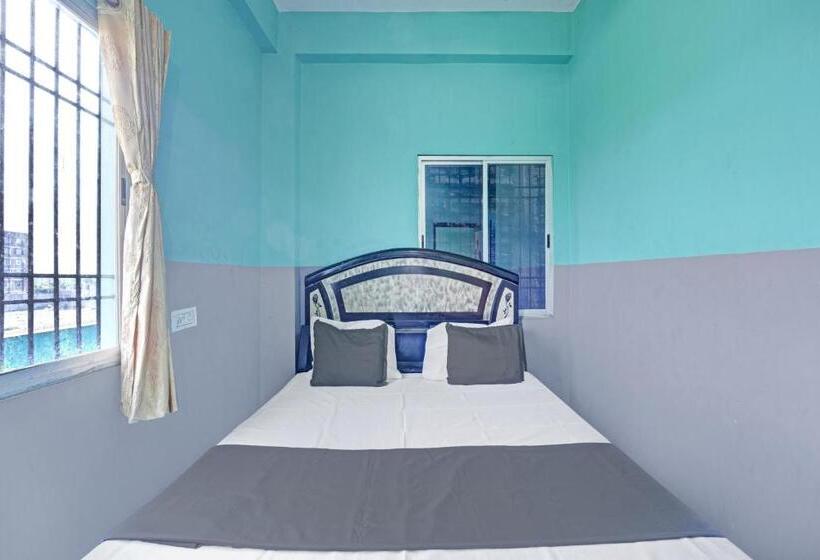 Отель O Raunak Food Plaza Family Restaurant & Rooms