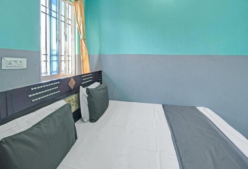 Отель O Raunak Food Plaza Family Restaurant & Rooms