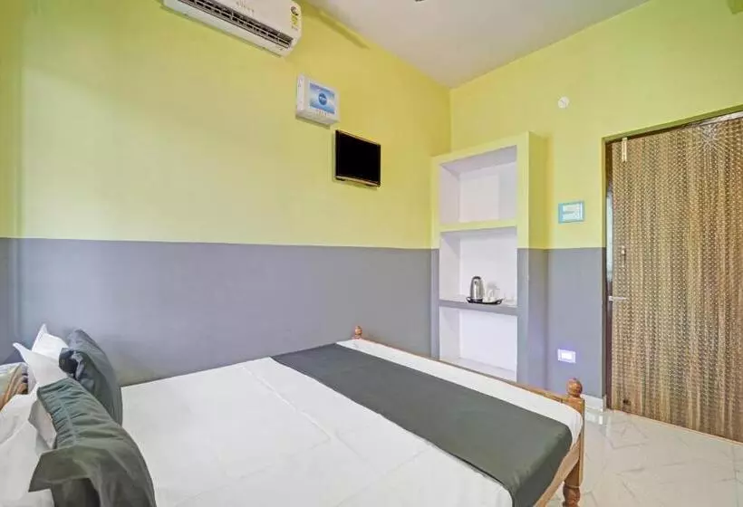 Hotelli O Raunak Food Plaza Family Restaurant & Rooms