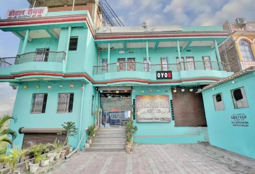 Hotelli O Raunak Food Plaza Family Restaurant & Rooms