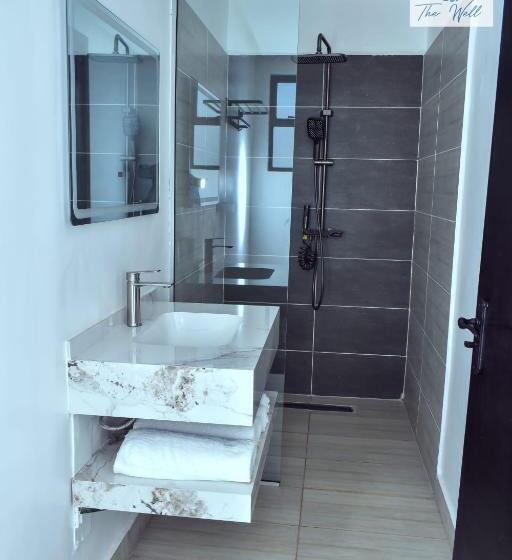 پانسیون The Bodega Well