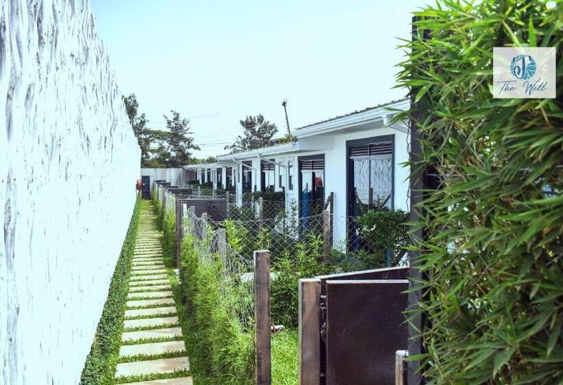 پانسیون The Bodega Well