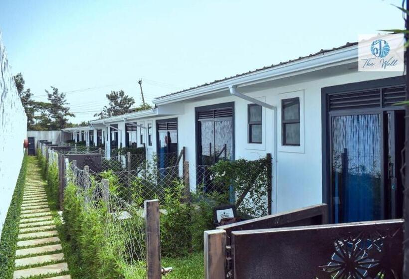 پانسیون The Bodega Well