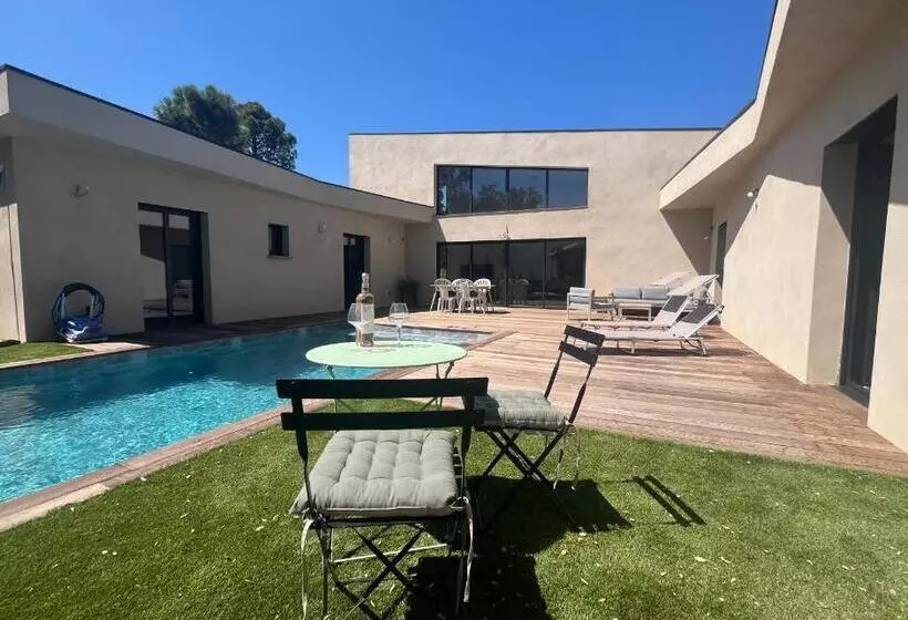 Aamiaismajoitus (B&B) A Felicità