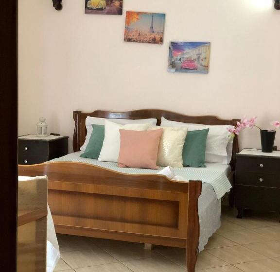 تختخواب و صبحانه Restorant Kajala Balla