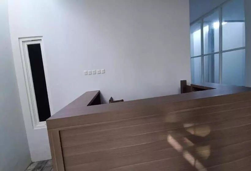 هتل Capital O 94128 The Bale Teras T