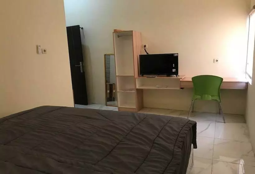 هتل Capital O 94128 The Bale Teras T