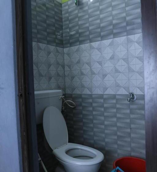 Отель Eagle Inn Stay