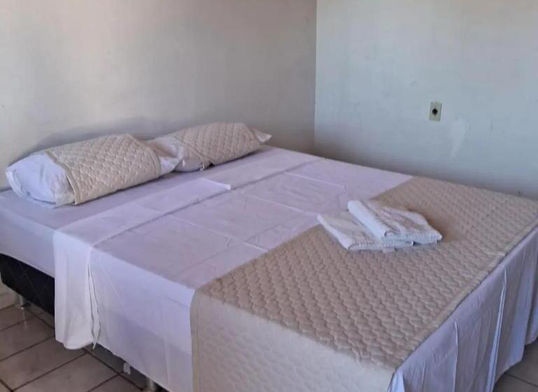 ホテル Pousada Maia