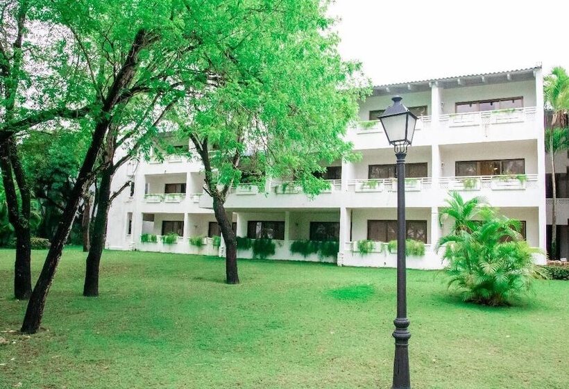 هتل Riviera Del Mar