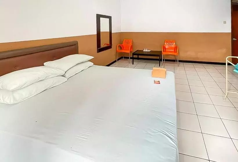 Hotelli Shanty Mitra Reddoorz