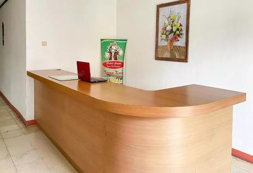 Hotelli Shanty Mitra Reddoorz